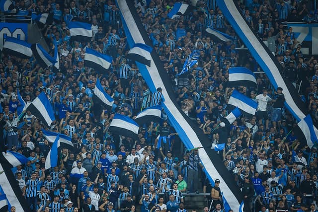 Grêmio convoca torcida, e Arena deve lotar contra o Atlético-GO
