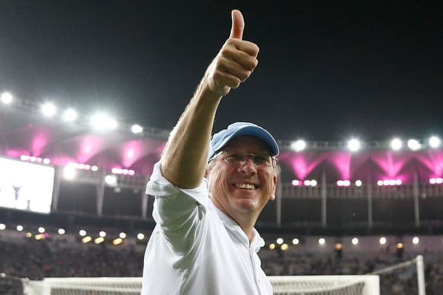 “Estúpida”: Textor reclama sobre lembrança de 2023 para o Botafogo