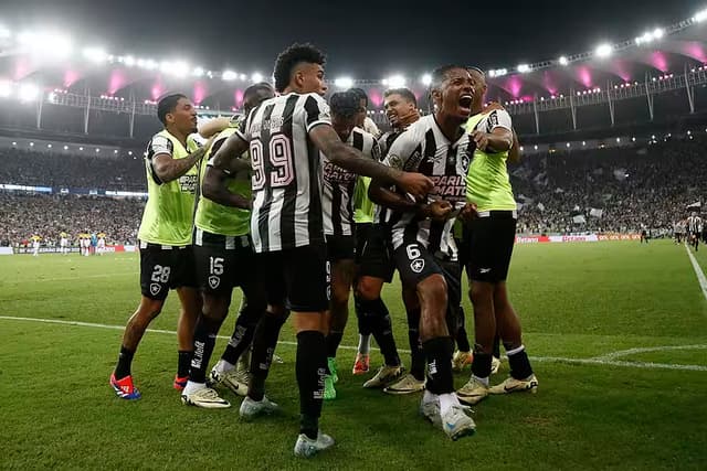 Botafogo encara o Peñarol por vaga inédita na final da Libertadores