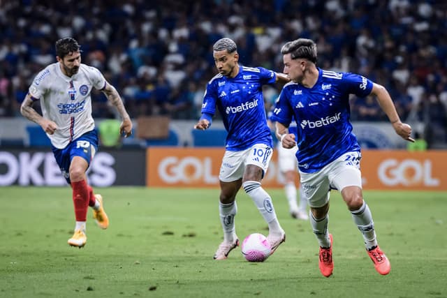 Cruzeiro x Lanús: escalações, retrospecto e onde assistir ao jogo