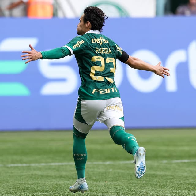 Rafael Veiga atingiu a marca de 100 gols pelo Palmeiras