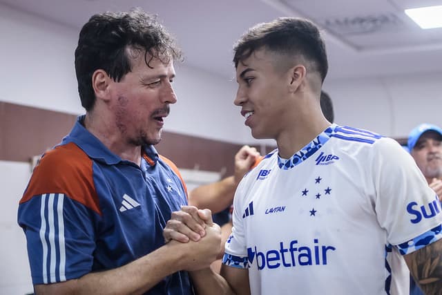 Diniz, do Cruzeiro, pode igualar feito de Tite e Marcelo Gallardo
