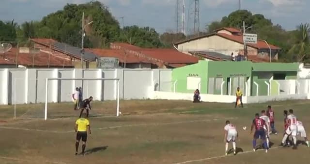 Lembra dele? Ex-Corinthians viraliza após perder pênalti pelo Piauí