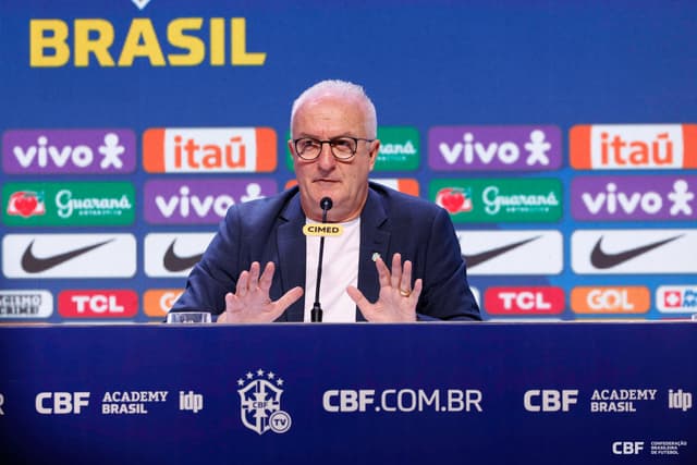Dorival faz convocação forçada antes de Data FIFA; entenda motivo