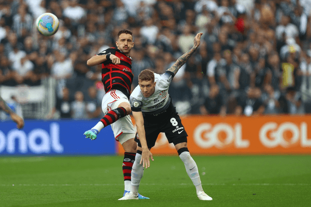 Flamengo x Corinthians: prováveis escalações e onde assistir a semi da Copa do Brasil