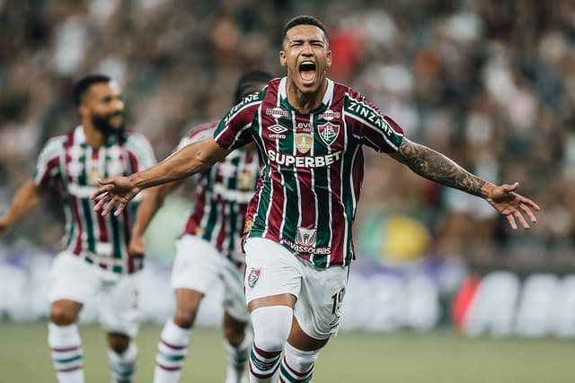 Kauã Elias desabafa sobre arbitragem após empate do Fluminense