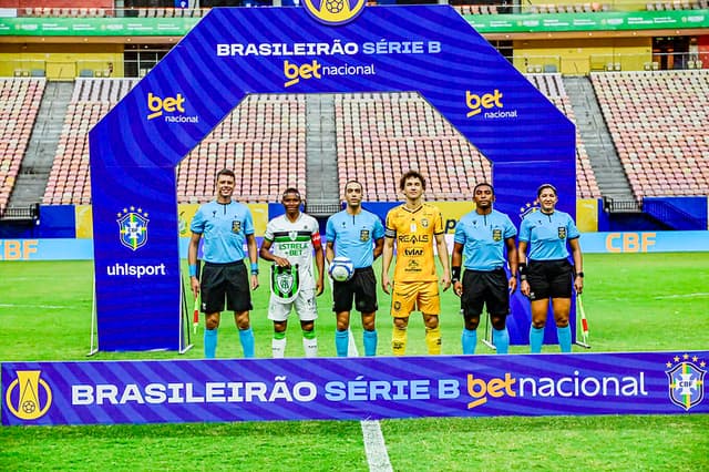 América é derrotado pelo Amazonas e se complica na Série B