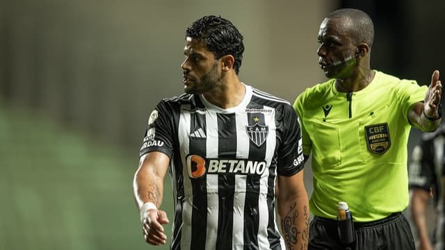 Pesquisa elege qual o jogador ‘mais chato’ do Brasileirão 2024
