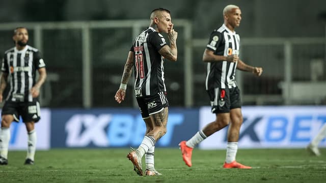 Atacantes do Atlético tem suposta briga antes da final da Libertadores