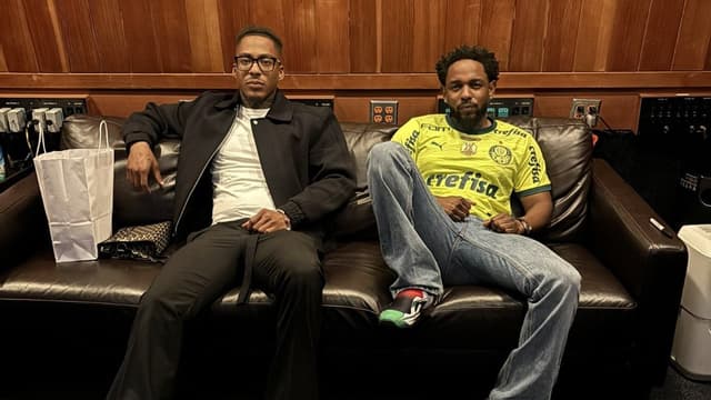 Rapper americano posta foto usando camisa do Palmeiras