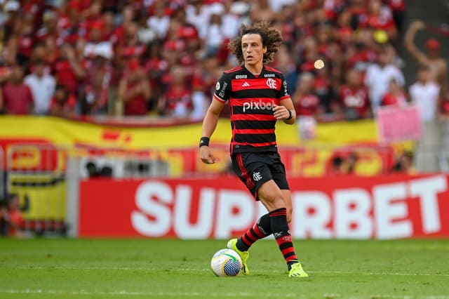 Veja momento em que Alcaraz e David Luiz debatem sobre pênalti