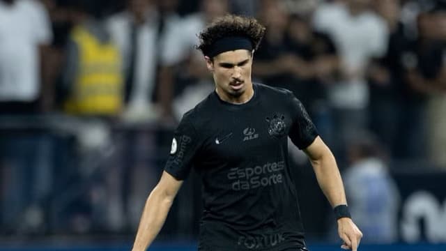 Titular lesiona e Corinthians terá problemas na escalação; entenda