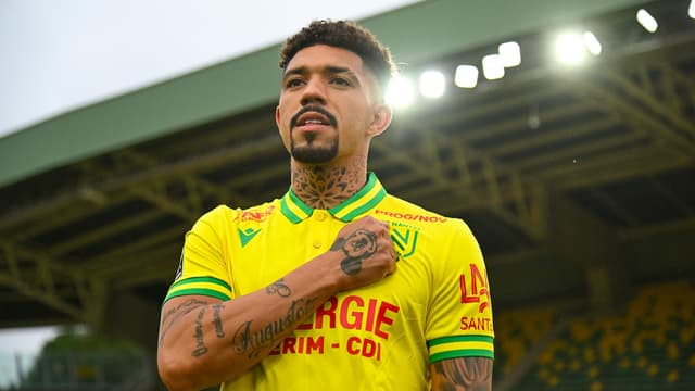 Douglas Augusto, do Nantes, entra na mira de gigante brasileiro