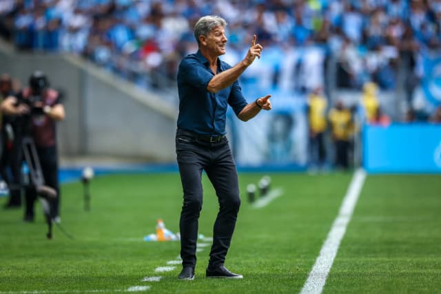 Grêmio anuncia a saída do técnico Renato Gaúcho