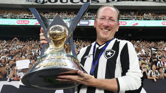Botafogo quita mais de R$300 milhões em dívidas do clube associativo