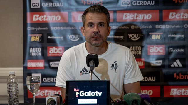 Victor bate o martelo e diz como será o técnico do Atlético em 2025