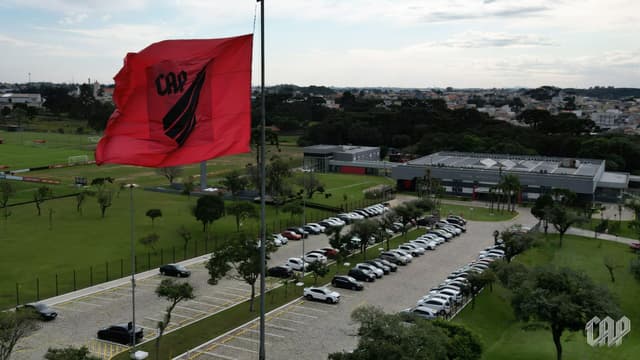 Zagueiro com nome de craque dá adeus à Série A por R$ 12 milhões