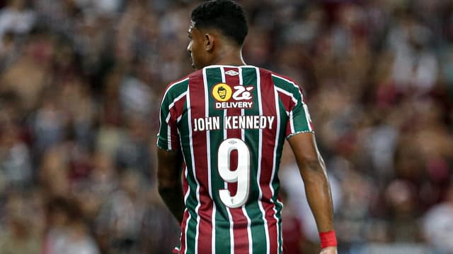 Após saída de Jhon Kennedy, Fluminense tem um novo camisa 9