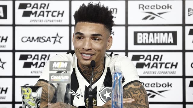 Igor Jesus, do Botafogo, é alvo de três times da Premier League