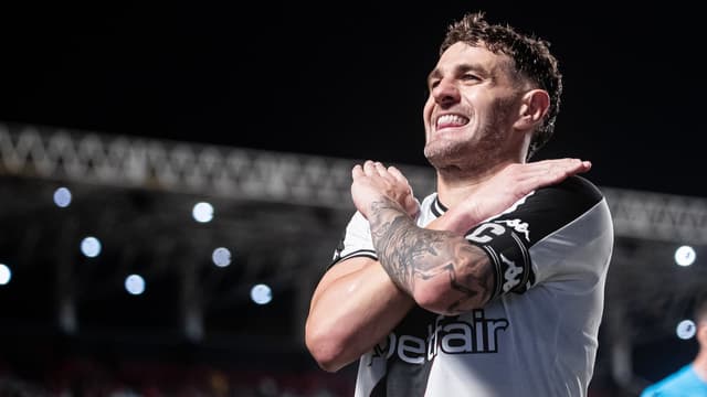 Salário alto? Vegetti abre o jogo sobre renovação com o Vasco