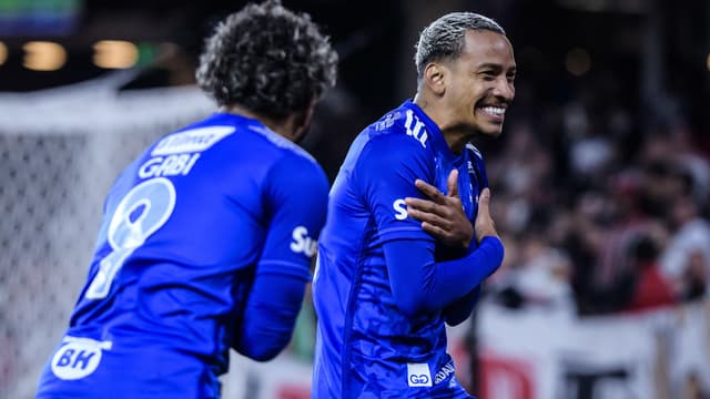 Com estreias, Cruzeiro e São Paulo empatam nos Estados Unidos