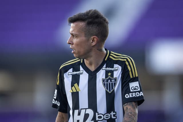Atlético-MG lança novo uniforme para 2025 em jogo contra o Orlando City