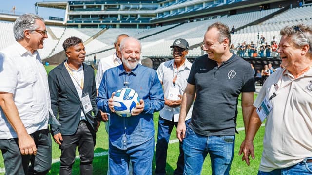 Lula, presidente do Brasil, envia PIX para o Corinthians; veja valor