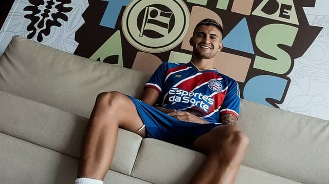 Bahia ouve Ceni e contrata autor de gol de título pelo São Paulo