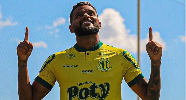 Debutante na Série A anuncia ex-Grêmio e São Paulo para 2025