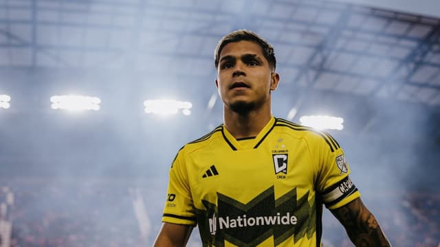 Cabe no seu time? Colombiano artilheiro em 2024 tem faro de gol