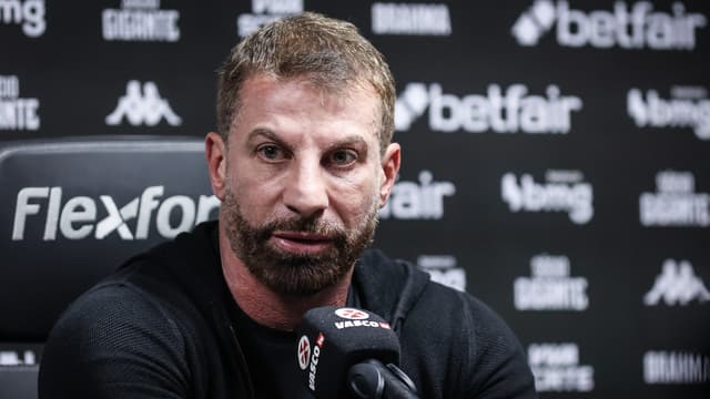 Vasco bate o martelo e define assinatura de craque até o fim do ano