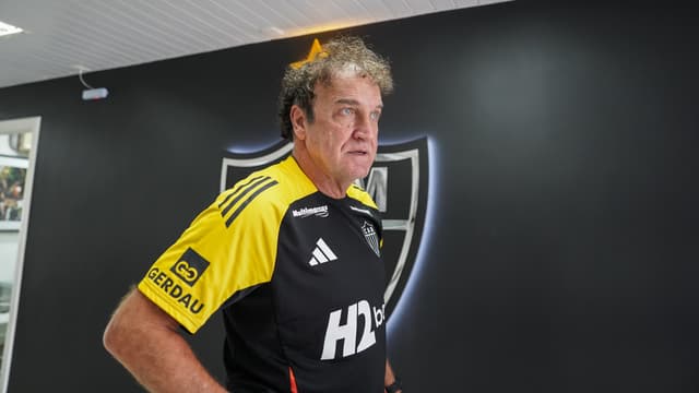 Atlético pode perder mais um zagueiro; Cuca teria apenas três opções