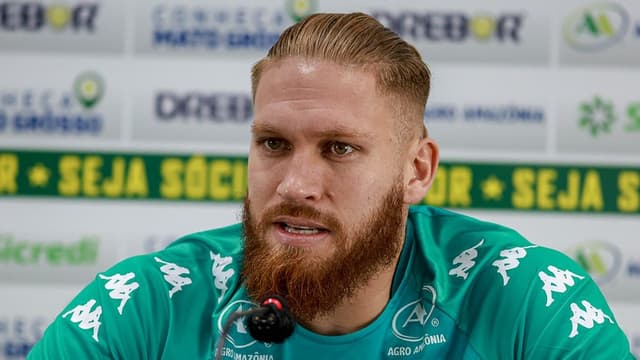 Pitta assina novo contrato com clube paulista e vai jogar Série A