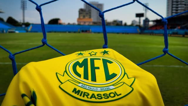 Mirassol age no mercado e contrata campeão da Libertadores pelo Palmeiras