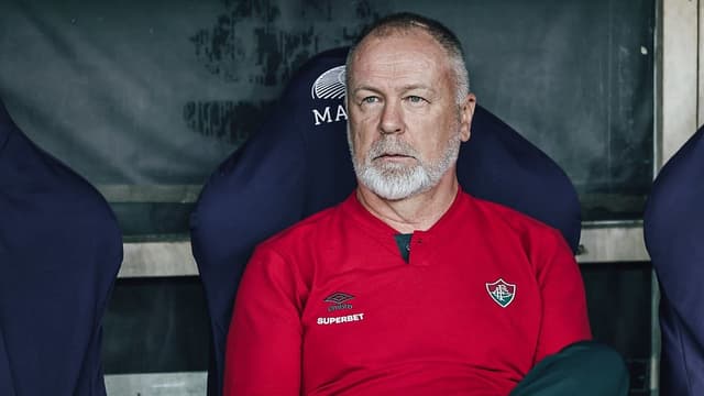 Fluminense pode perder peça-chave de Mano Menezes para futebol russo