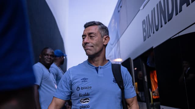 ‘Chefão’ do futebol deixa o Santos e pode assinar com clube mineiro