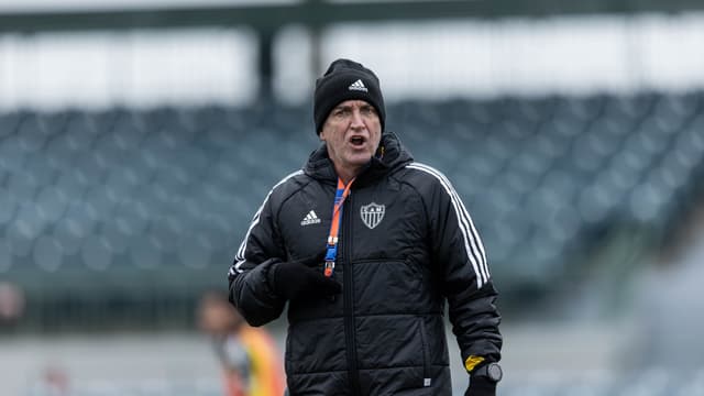 Cenário que Cuca encontra no Galo é de eliminação; veja números