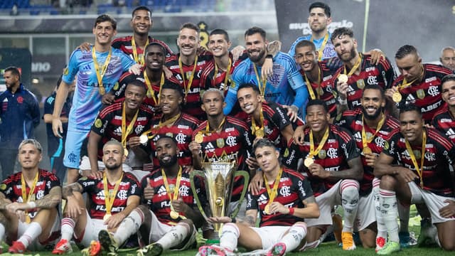 Zenit, da Rússia, oferece fortuna por craque do Flamengo