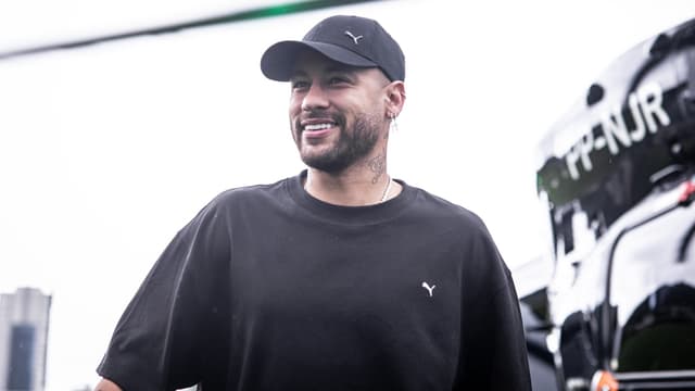 Presidente ‘cutuca’ Santos e cita Neymar: ‘Agora é difícil pagar’