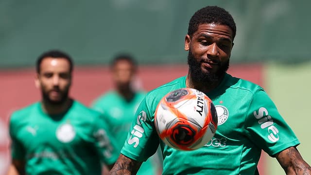 Reforço do Palmeiras se destaca e revela inspiração no futebol
