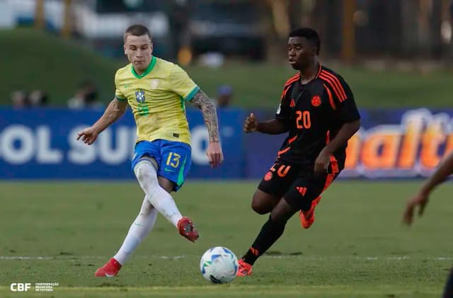 Brasil perde da Colômbia e termina primeira fase do Sul-Americano sub-20 em terceiro lugar