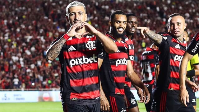 Com gol de Arrascaeta, Flamengo atropela a Portuguesa-RJ