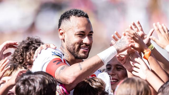 ‘Fator Neymar’ coloca Santos em condições de contratar volante