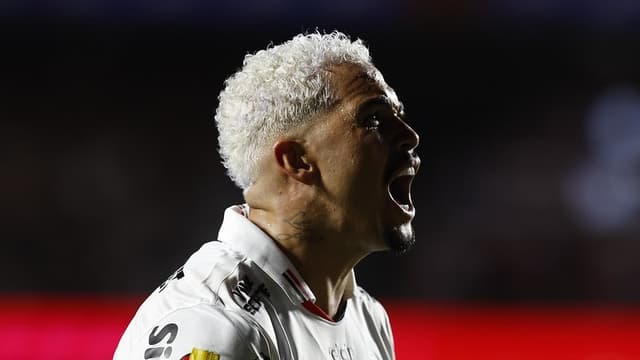 São Paulo ainda deve elenco e promete quitar dívida; entenda a situação