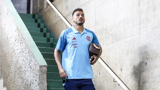 Danilo abre o jogo sobre ‘treta’ e revela o que disse para Barboza