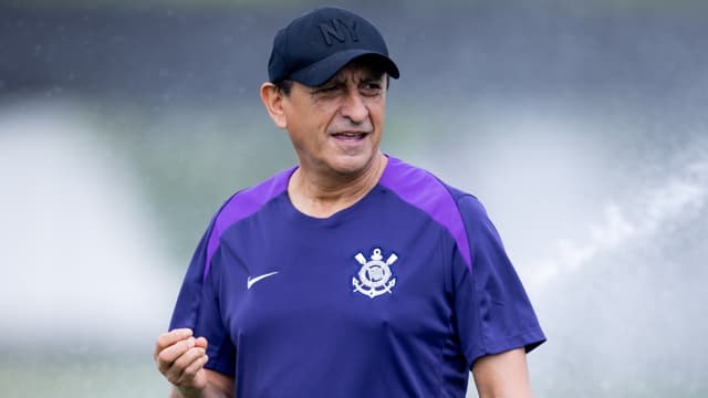 Atacante pode deixar o Corinthians e assinar com clube da Série A