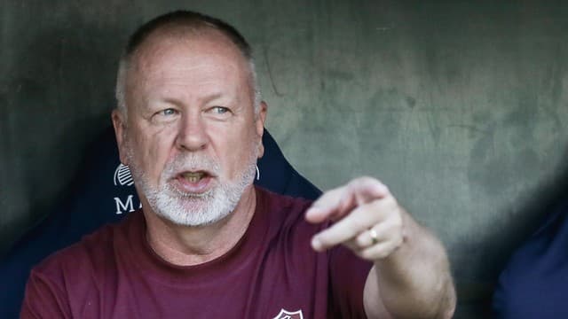 Fluminense anuncia atacante e assina contrato até fim de 2026