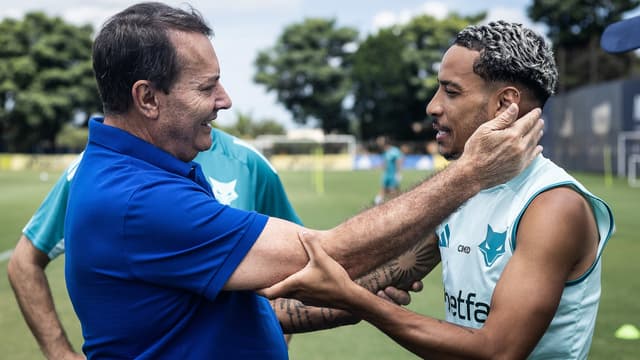 Dono do Cruzeiro admite dois erros na gestão: ‘pagamos o preço’
