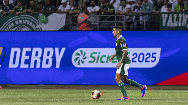 Naves, do Palmeiras, atrai interesse de dois clubes da Série A