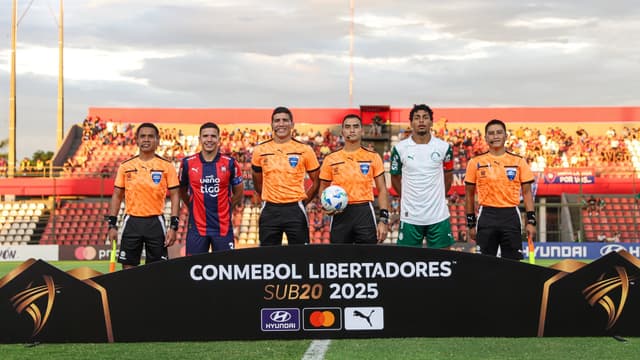 Corinthians e São Paulo apoiam atleta do Palmeiras contra o racismo
